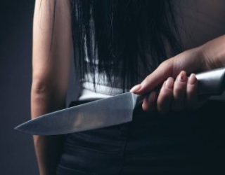 Mulher de 26 anos � presa ap�s esfaquear o pr�prio marido na cabe�a em Cuiab�
