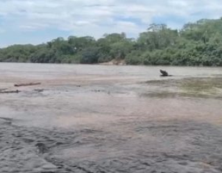 Policial de folga salva duas crian�as de afogamento em rio de Cuiab�