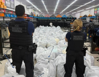 Receita Federal apreende mais de R$ 1 milh�o em produtos falsificados em quatro outlets de Salvador
