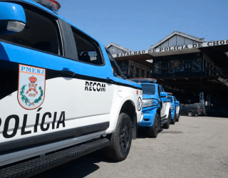 Pol�cia do Rio prende 13 e mata 4 em opera��o contra o Comando Vermelho
