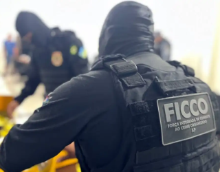 Chefe da Justi�a do RJ quer sufocar o dinheiro do crime organizado